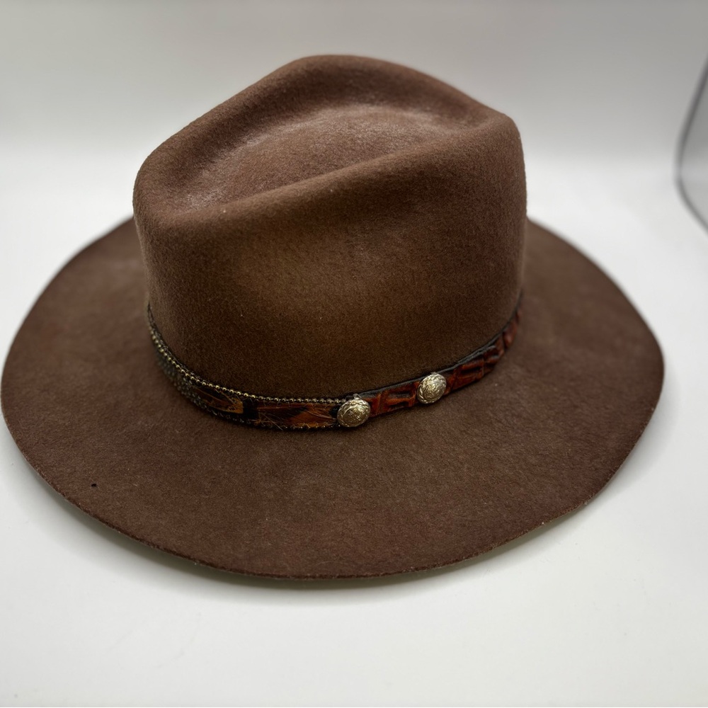 Vintage Brown Wool Hat with Decorative Band